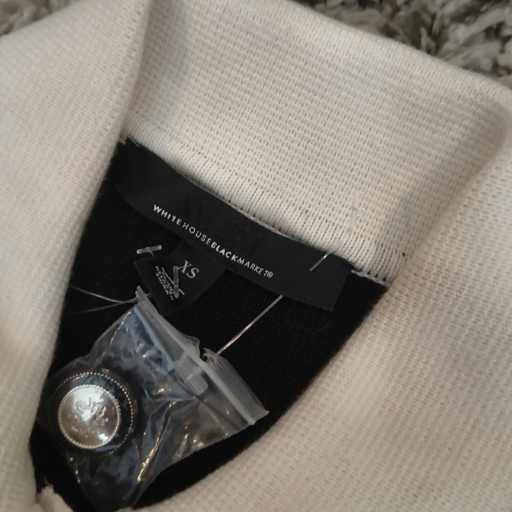 WHBM NWOT Mod contrast knit sweater dress - Picture 5 of 6